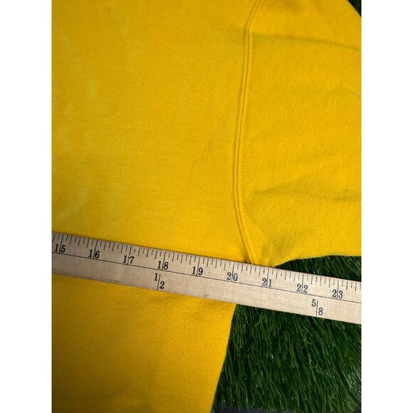 University of Michigan Yellow Pullover Champion Sweatshirt Sz Medium Unisex NCAA - Picture 6 of 6